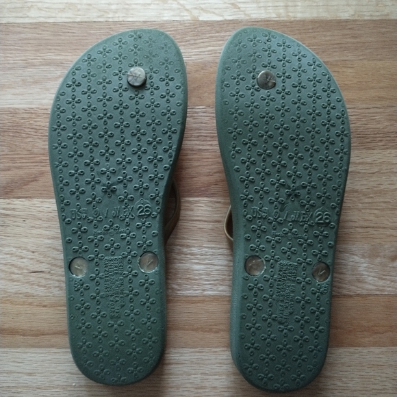 Sandals - Picture 3 of 4